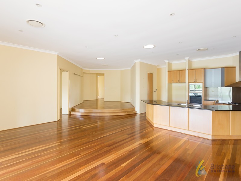 25 Nolan Rise, Brookfield QLD 4069