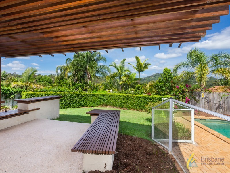 25 Nolan Rise, Brookfield QLD 4069