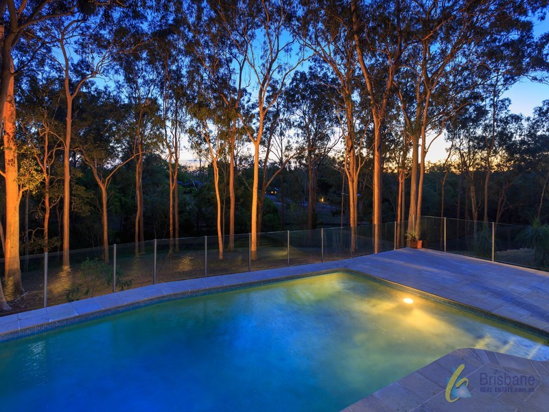 11 Yarawa Street, Kenmore QLD 4069