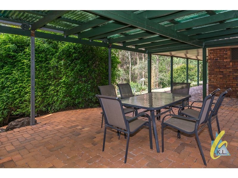 1040 Mt Crosby Rd, Mount Crosby QLD 4306