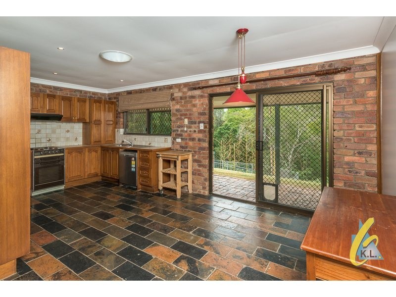 1040 Mt Crosby Rd, Mount Crosby QLD 4306