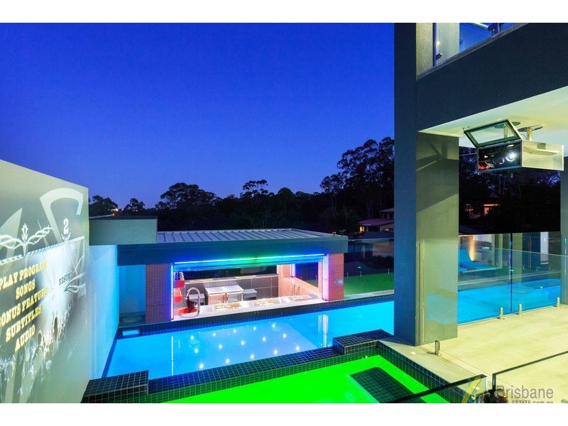 10 Grevillea Place, Chapel Hill QLD 4069