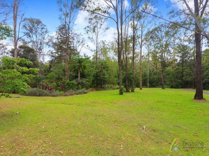73 Airlie Road, Pullenvale QLD 4069