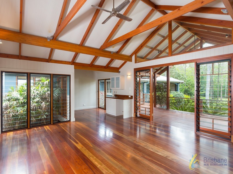 73 Airlie Road, Pullenvale QLD 4069