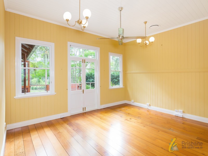 73 Airlie Road, Pullenvale QLD 4069