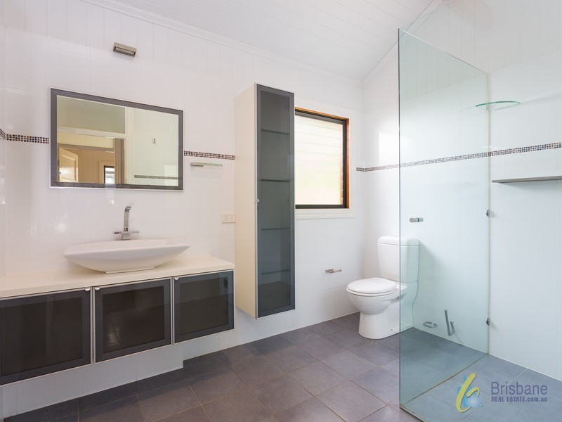 73 Airlie Road, Pullenvale QLD 4069