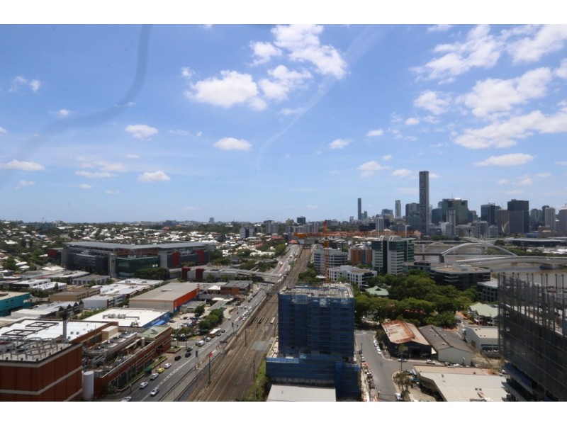 55 Railway Tce, Milton QLD 4064