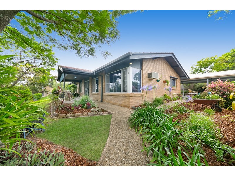 1 Spinnaker Street, Jamboree Heights QLD 4074