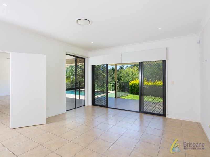 261 Grandview Road, Pullenvale QLD 4069