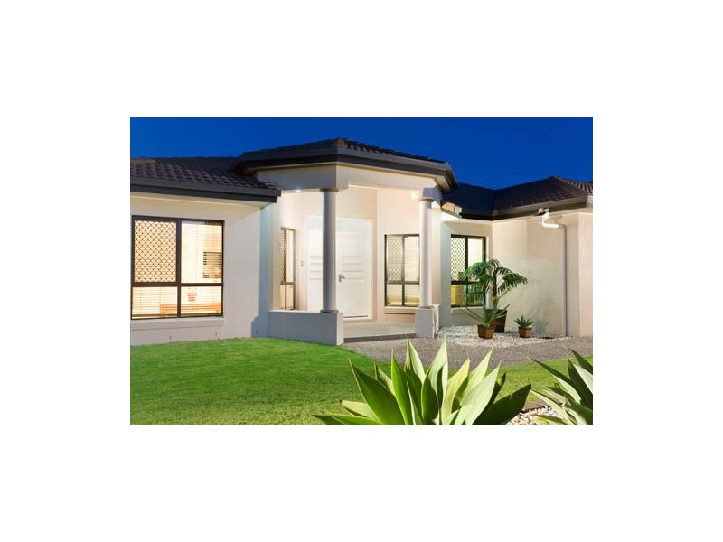 8 Aspen St, Heathwood QLD 4110