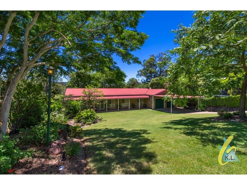 11 Nerrina Court, Karana Downs QLD 4306