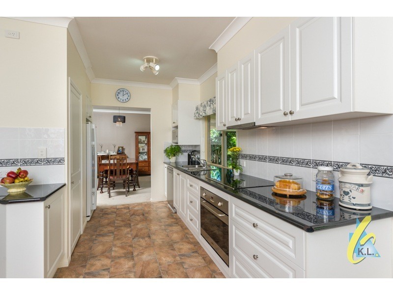 11 Nerrina Court, Karana Downs QLD 4306