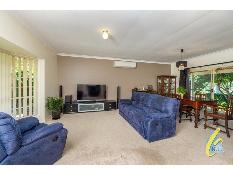 11 Nerrina Court, Karana Downs QLD 4306