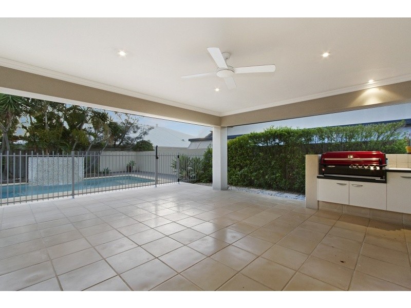 41 BURDEKIN DR, Sinnamon Park QLD 4073