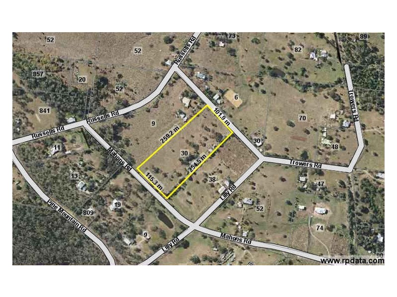 30 Mahons Rd, Pine Mountain QLD 4306