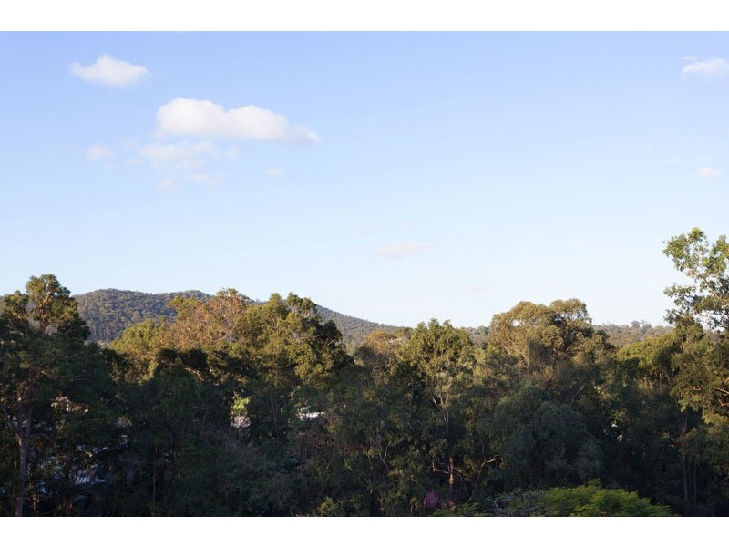 26 Maculata Drive, Chapel Hill QLD 4069