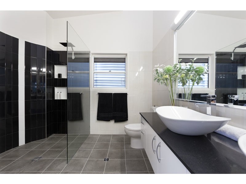 26 Maculata Drive, Chapel Hill QLD 4069
