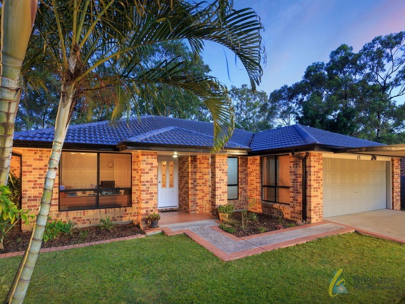 11 Fraser Pl, Forest Lake QLD 4078
