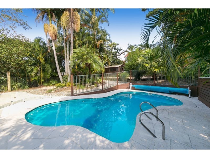 54 Menin Road, Corinda QLD 4075