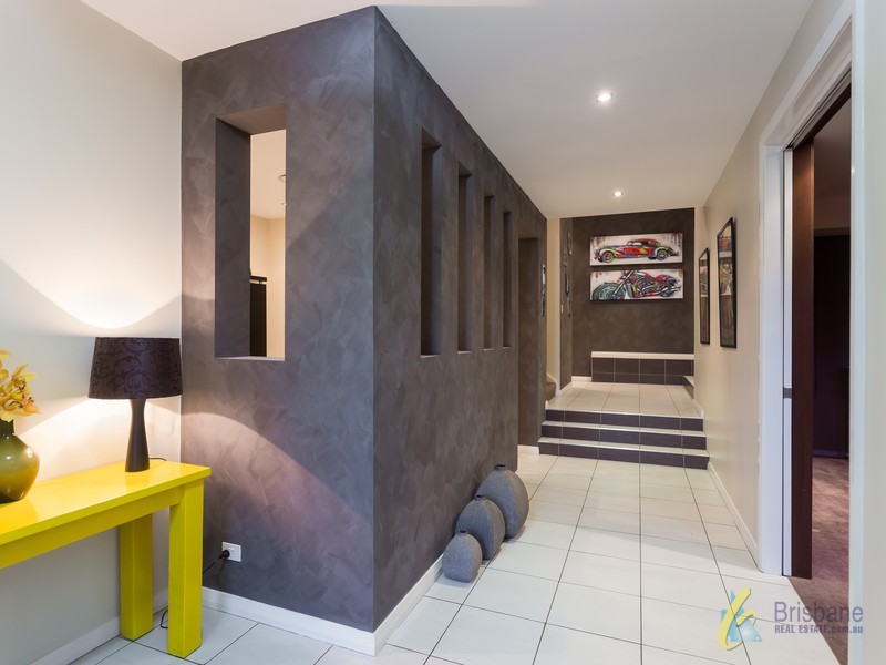 64 Joseph Avenue, Moggill QLD 4070