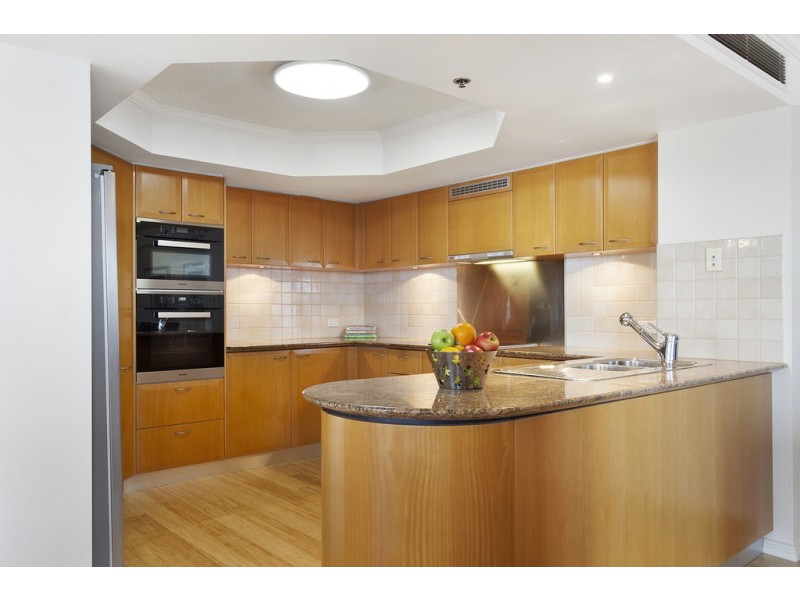 10C La Sabbia 74 Old Burleigh Road, Surfers Paradise QLD 4217