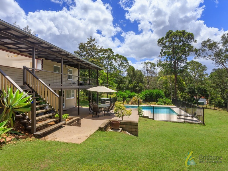 359 Brookfield Road, Kenmore Hills QLD 4069