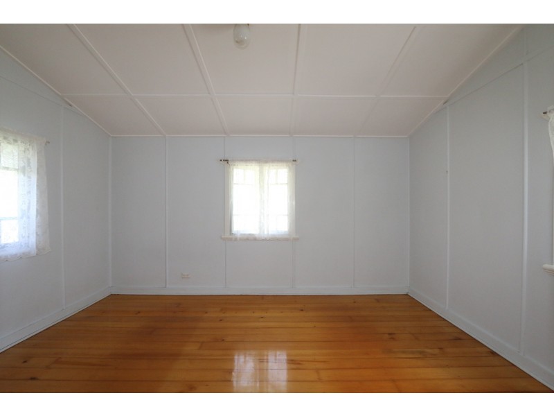 27 Bentinck Street, Sherwood QLD 4075