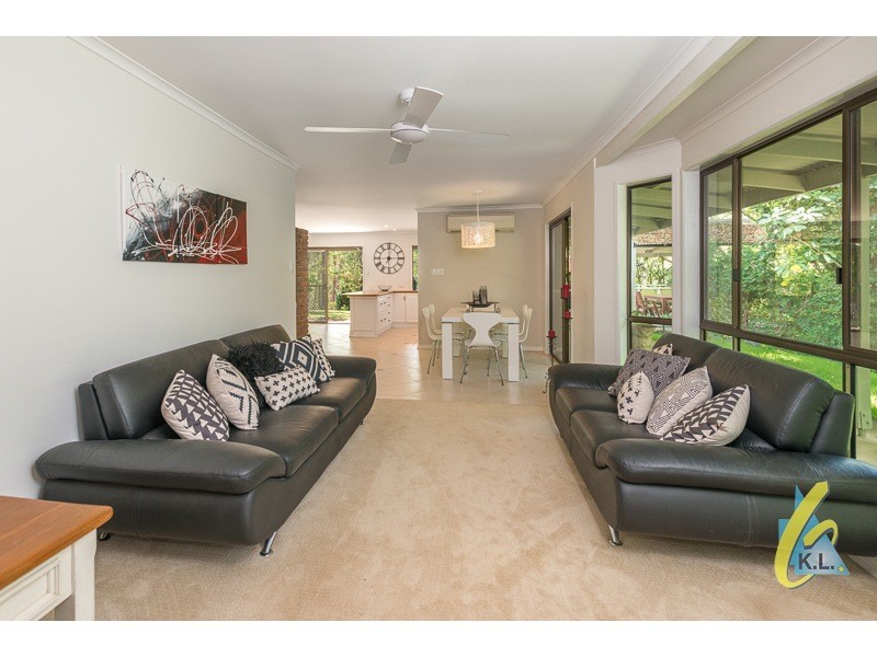 36 Glen Ruther Court, Mount Crosby QLD 4306