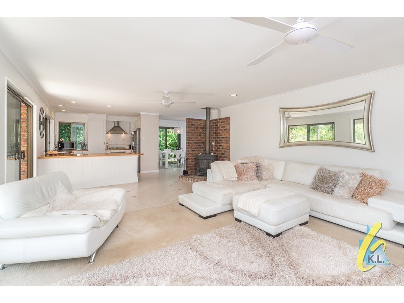 36 Glen Ruther Court, Mount Crosby QLD 4306