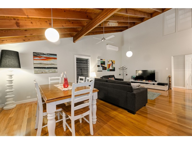 47b Goolman Street, Chapel Hill QLD 4069