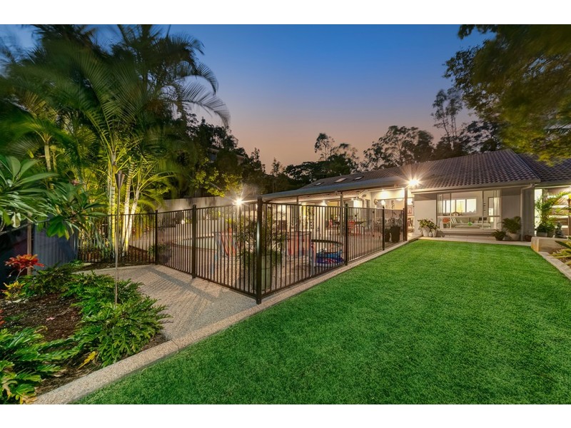 47b Goolman Street, Chapel Hill QLD 4069