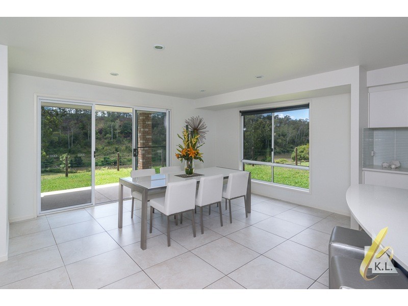 28 Lintrose Terrace, Karalee QLD 4306