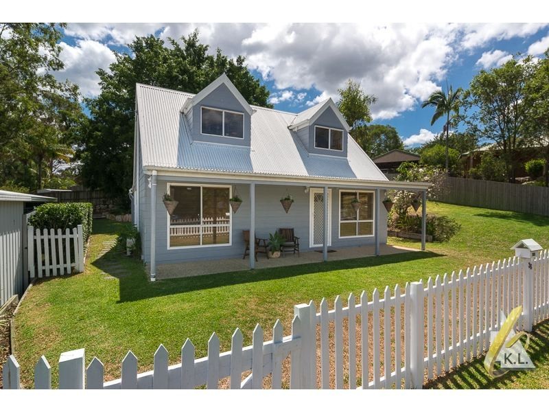 36 Carinya Crescent, Karana Downs QLD 4306