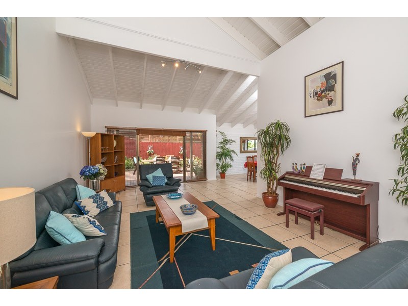 41 Broadmoor Street, Kenmore Hills QLD 4069