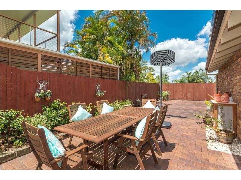 41 Broadmoor Street, Kenmore Hills QLD 4069