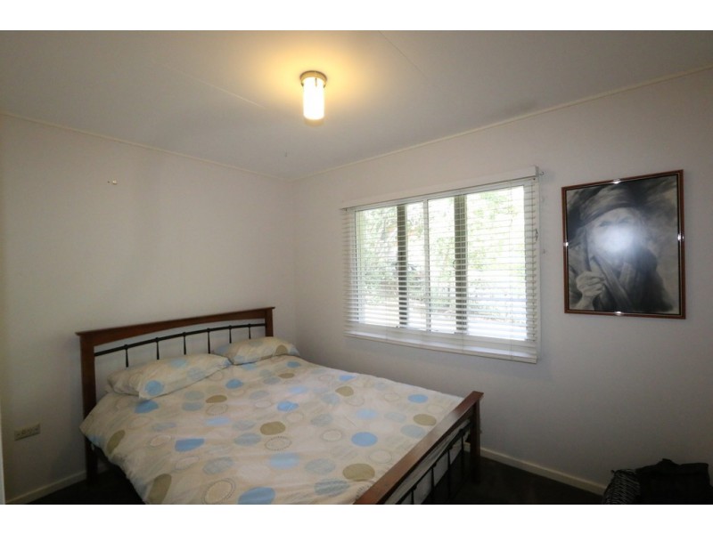 10 Harvard, Kenmore QLD 4069