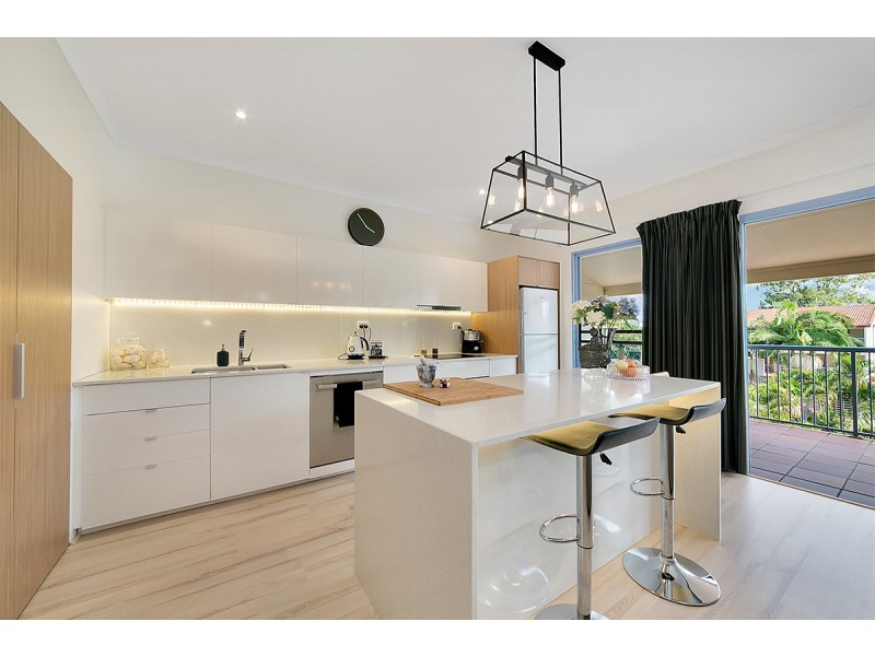 4/2 Waverley Road, Taringa QLD 4068