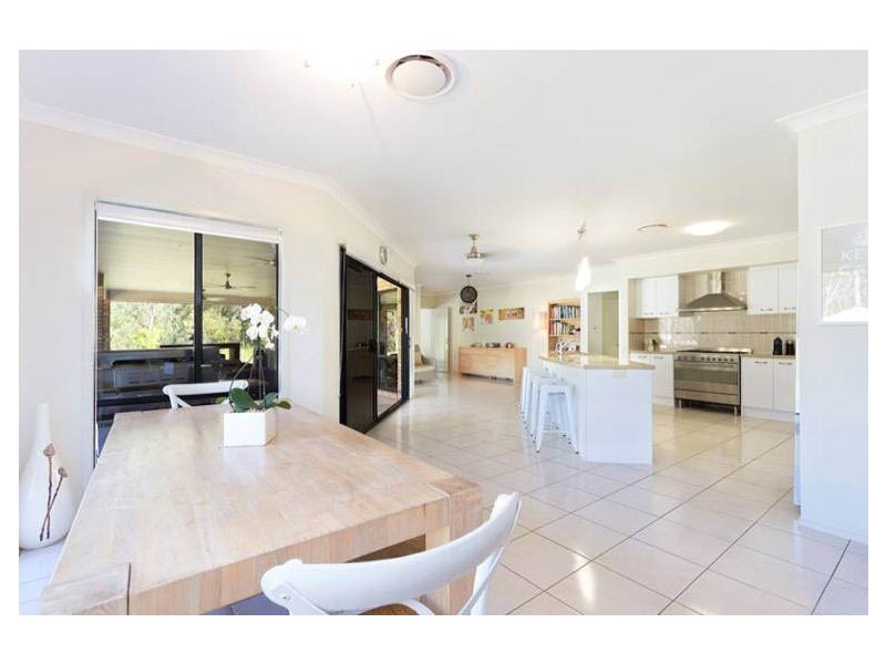 590 Mt Crosby Rd, Anstead QLD 4070