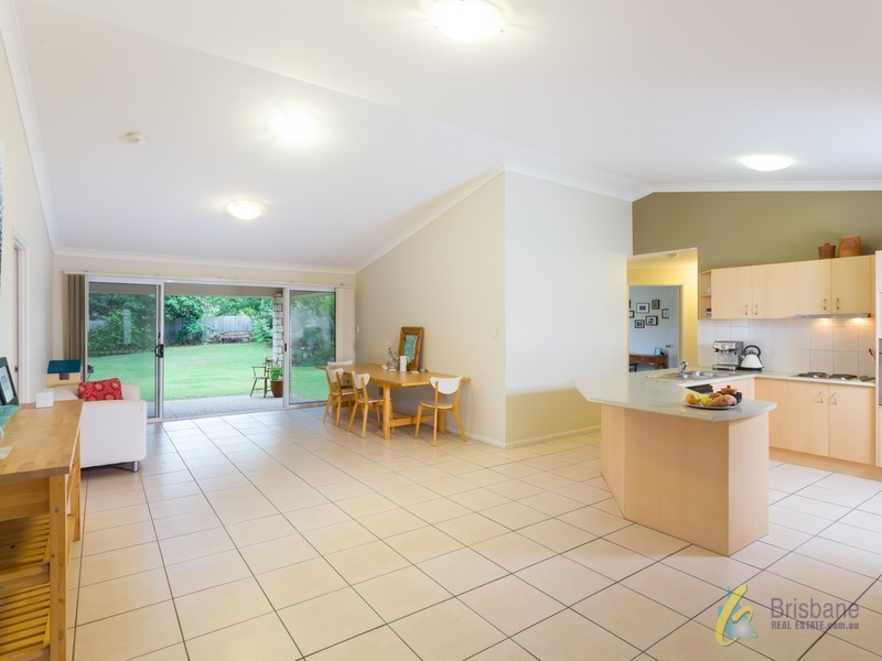 11 Joseph Avenue, Moggill QLD 4070