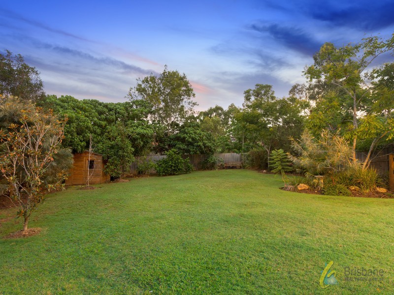 11 Joseph Avenue, Moggill QLD 4070
