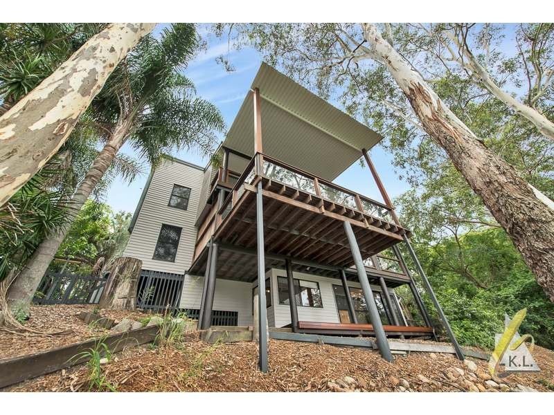 11 Apurla Court, Karana Downs QLD 4306