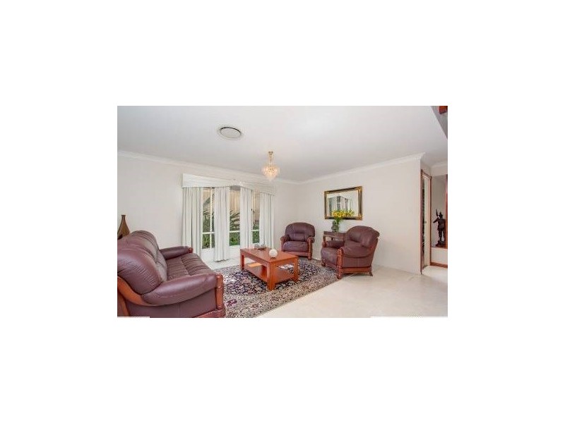 6 Nelson Court, Mcdowall QLD 4053