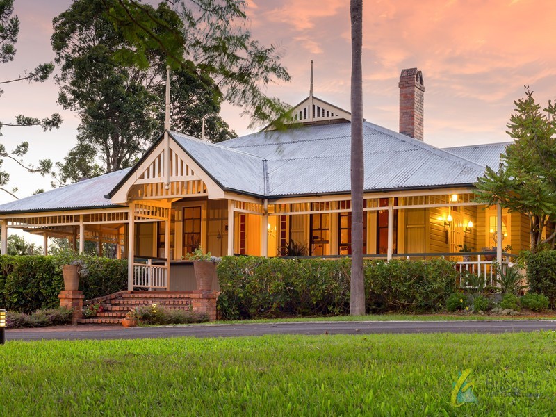 141 Airlie Road, Pullenvale QLD 4069