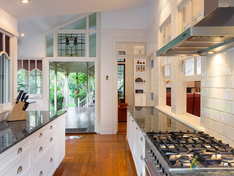 141 Airlie Road, Pullenvale QLD 4069