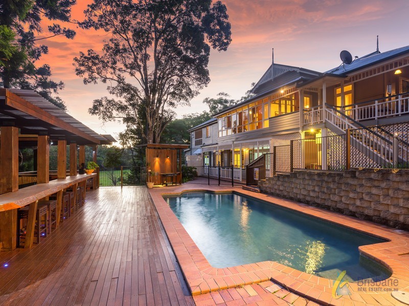 141 Airlie Road, Pullenvale QLD 4069