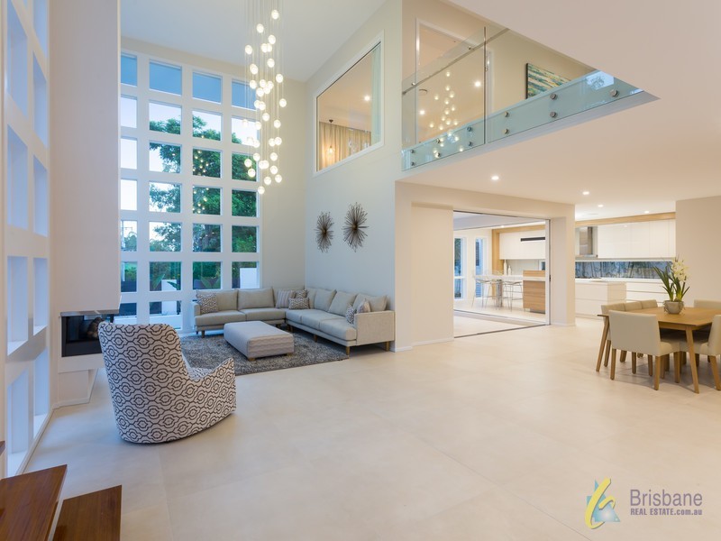 291 Indooroopilly Road, Indooroopilly QLD 4068