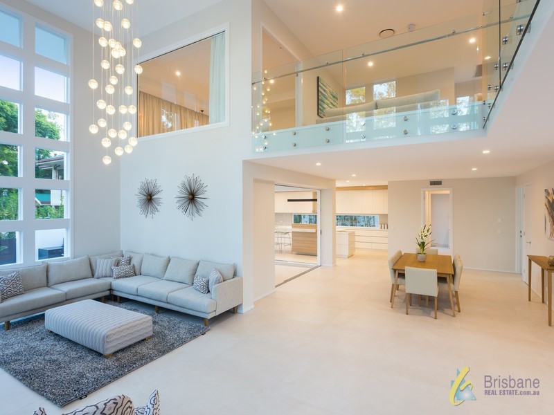 291 Indooroopilly Road, Indooroopilly QLD 4068