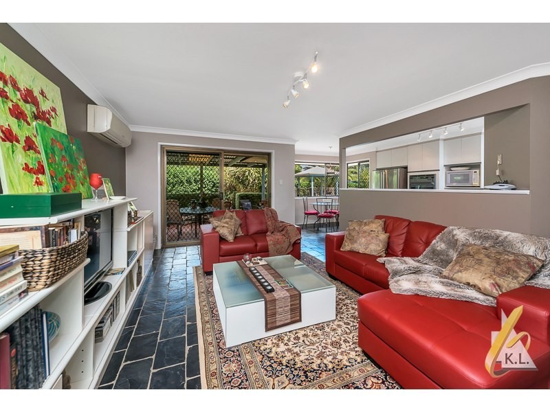 17 Kooralla Court, Karana Downs QLD 4306