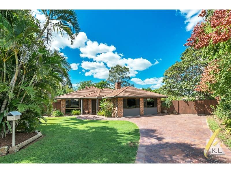 17 Kooralla Court, Karana Downs QLD 4306