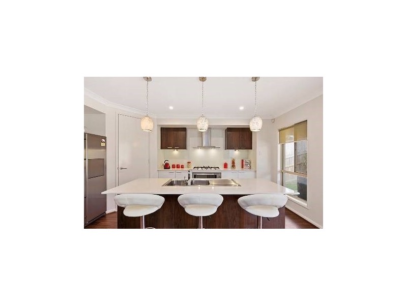 9 Pamphlett, Oxley QLD 4075